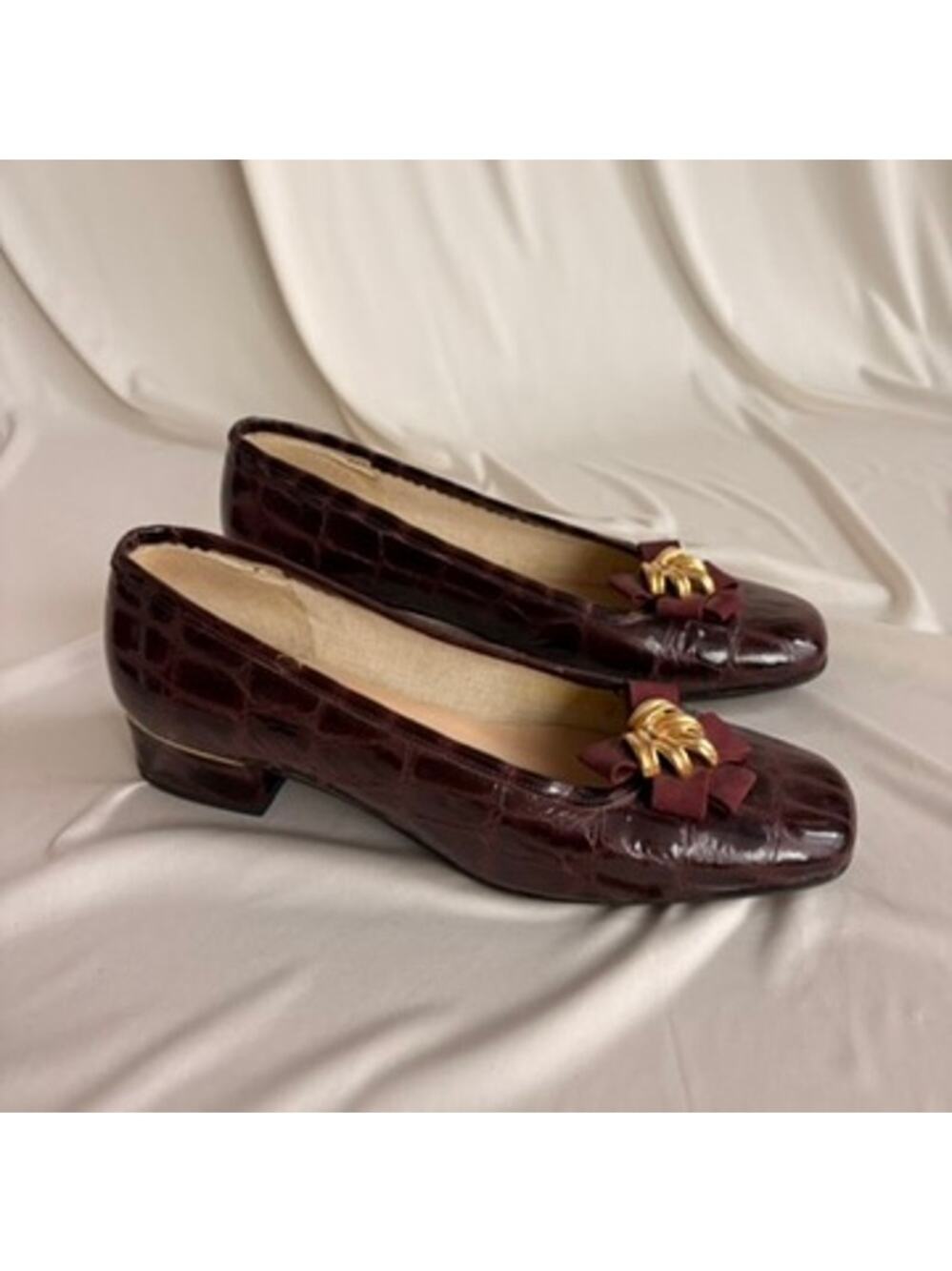 Lanna Patent Croc Pumps - Burgundy, Made in Rome, EU 39 / US 8